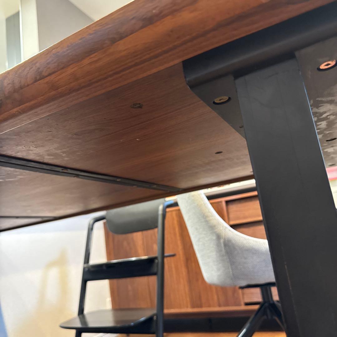 送料込み【おしゃれダイニングテーブル】ウォールナット×黒スチール脚　幅120cm