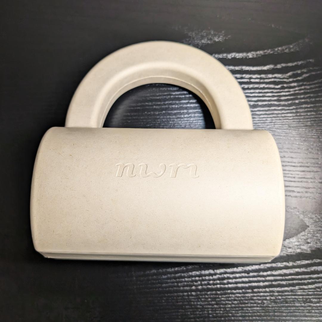 ヘッドホン nwm ONE