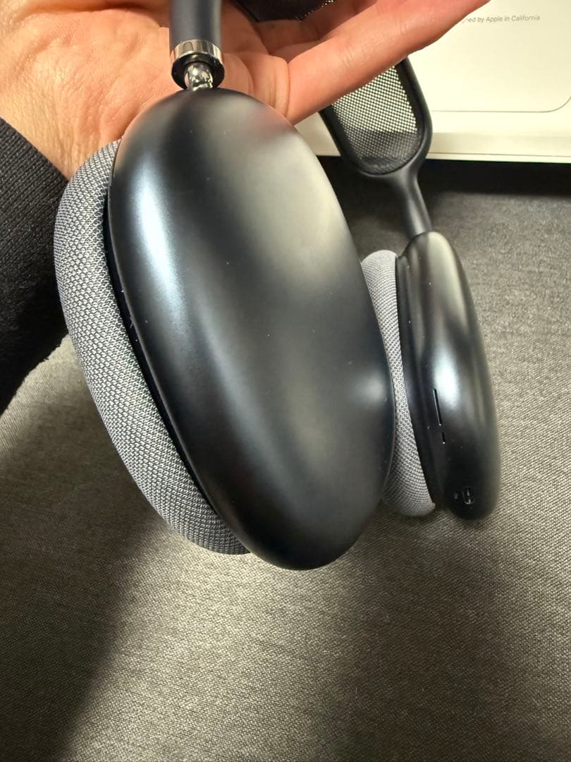 AirPods Max 第二世代　ミッドナイト本体