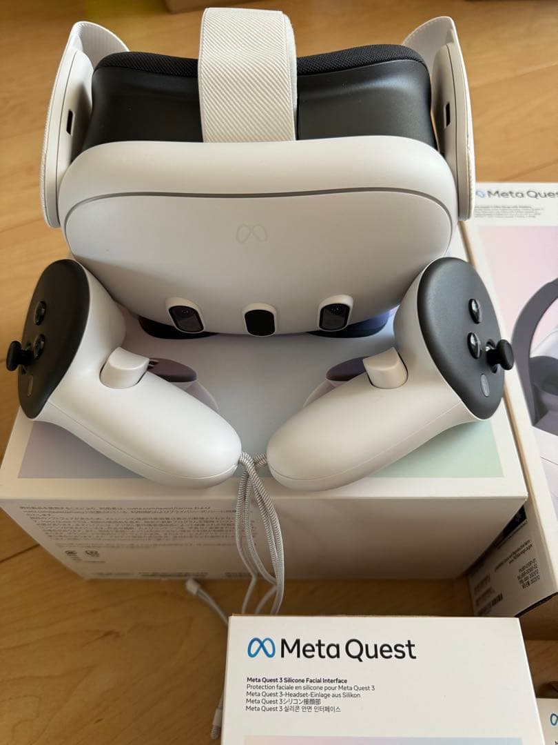  Quest3メタクエスト3本体&周辺機器3種類 合計4点セット