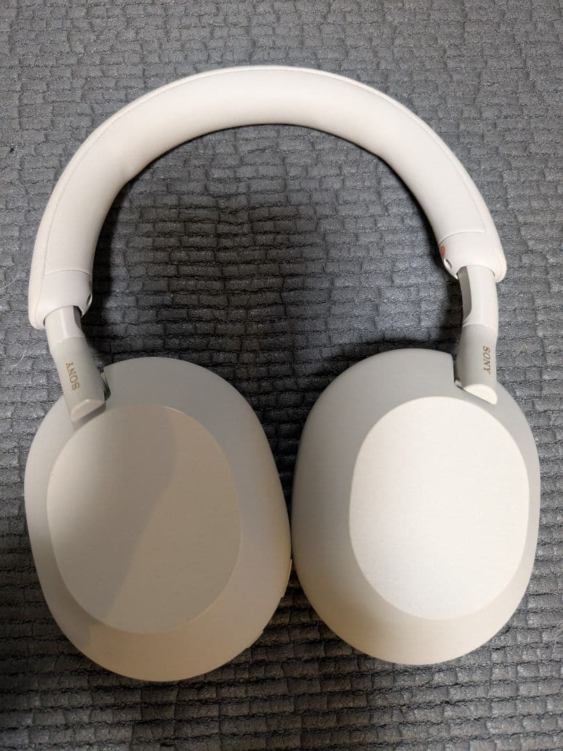 Sony WH-1000XM5 ワイヤレスヘッドセット プラチナシルバー
