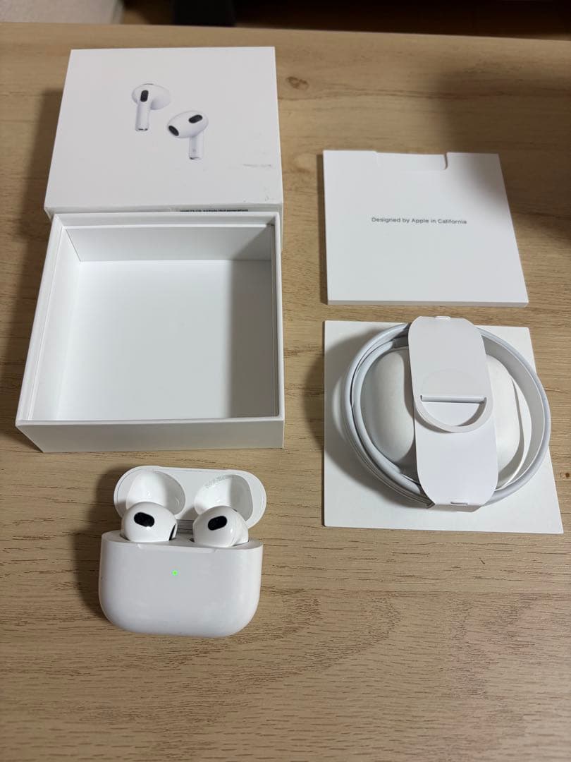 Apple AirPods (第3世代) ホワイト 本体