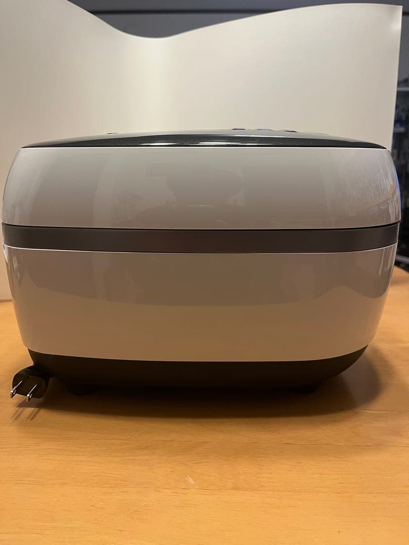 TIGER IH炊飯器 JPH-A100 ホワイト　美品