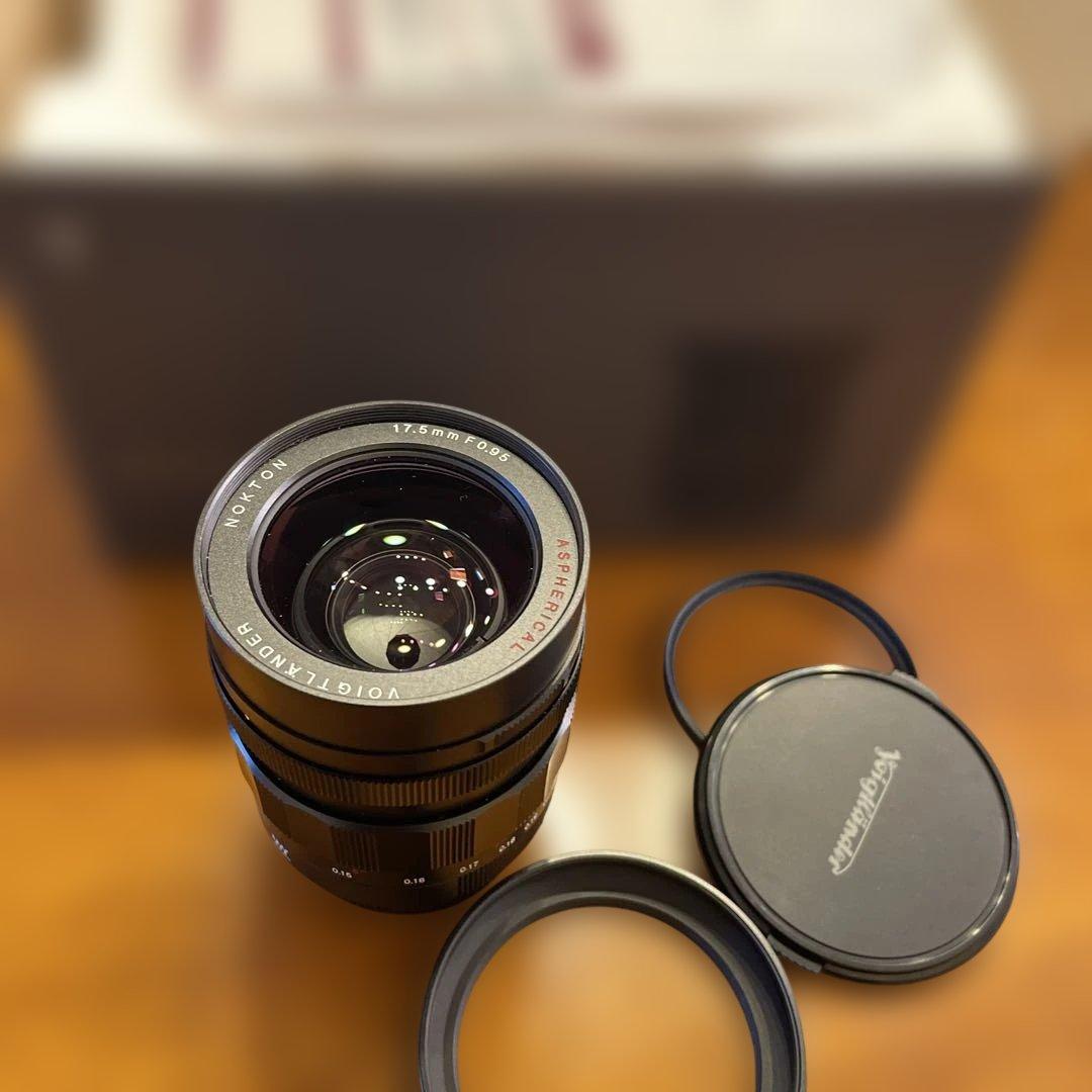 Voigtländer Nokton 17.5mm f0.95レンズ