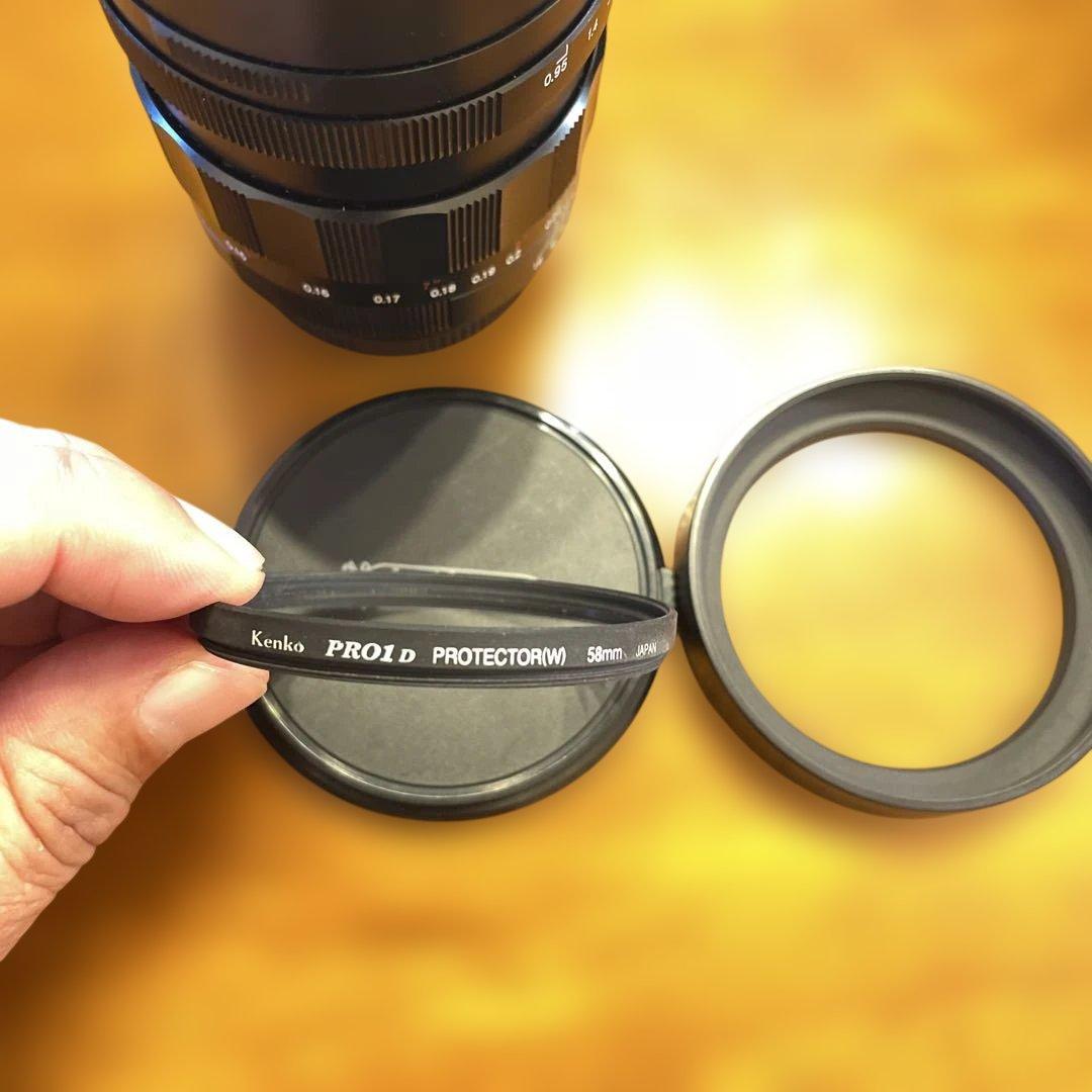 Voigtländer Nokton 17.5mm f0.95レンズ