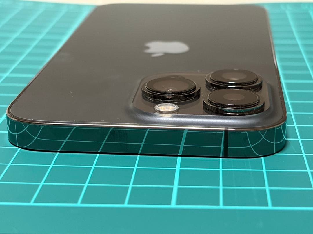 Apple iPhone 13 Pro グラファイト バッテリー残量84%