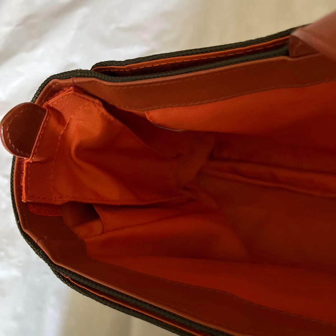 美品　ハンティングワールド　ビジネス　トートバック　オリーブ　専用保存袋あり