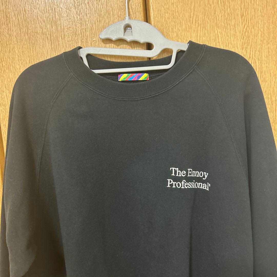 大人気‼️ The Ennoy Professional 黒トレーナー