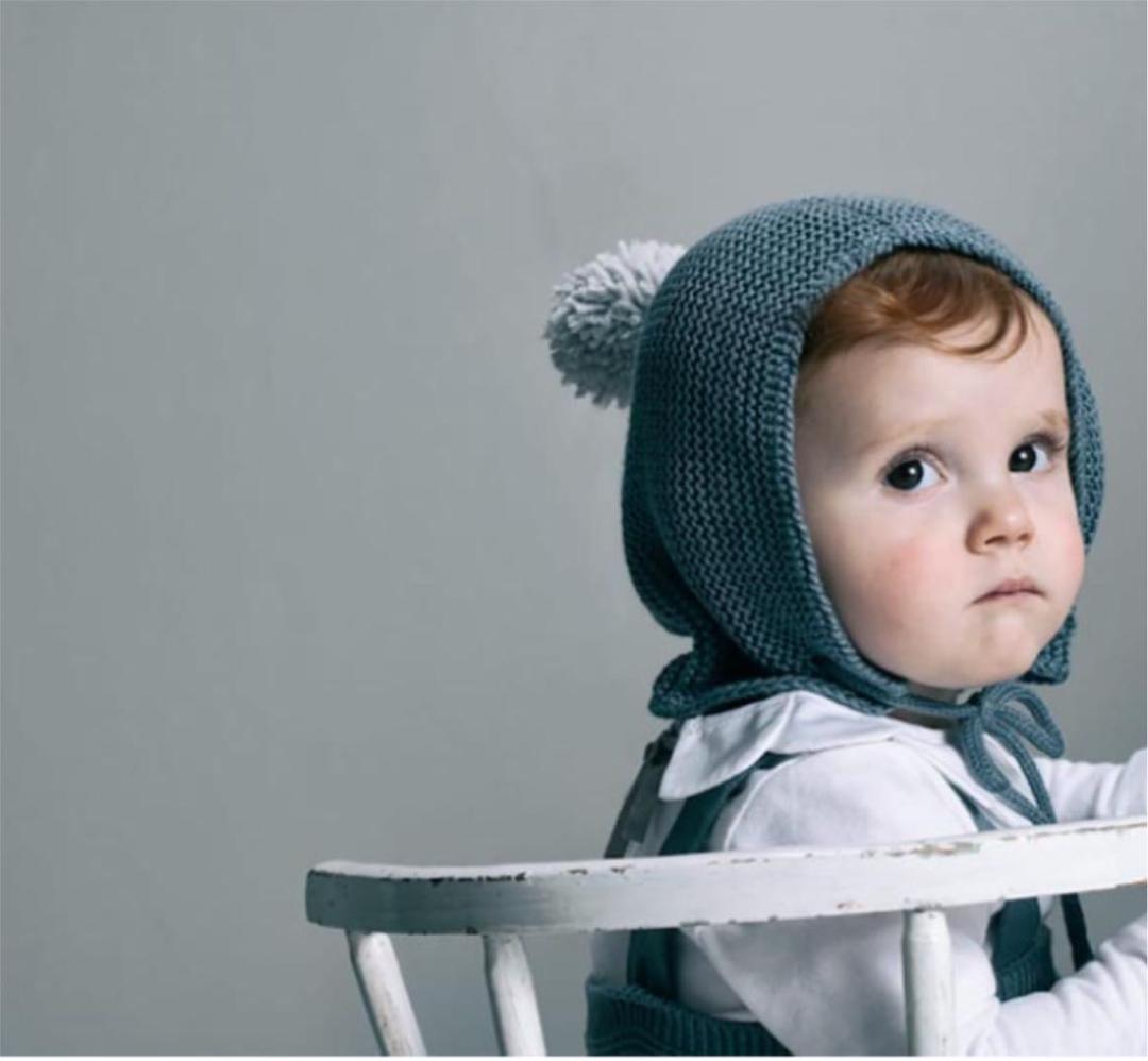 美品MARLMARLロンパース　ニットパンツニット帽子クラウンエプロン5点セット