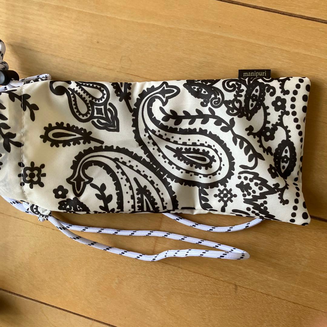 新品2025SS manipuri 折りたたみ傘 白　バンダナ　ペイズリー
