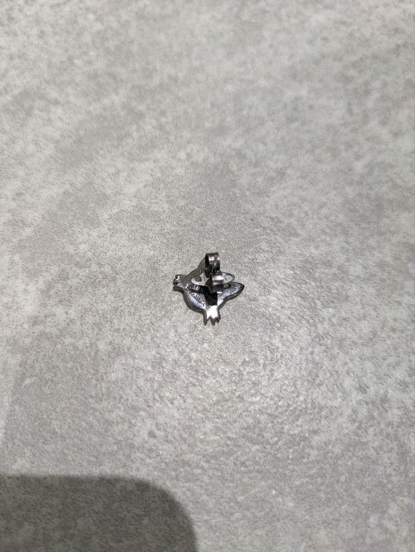 Vivienne Westwood 猫　ピアス　片方