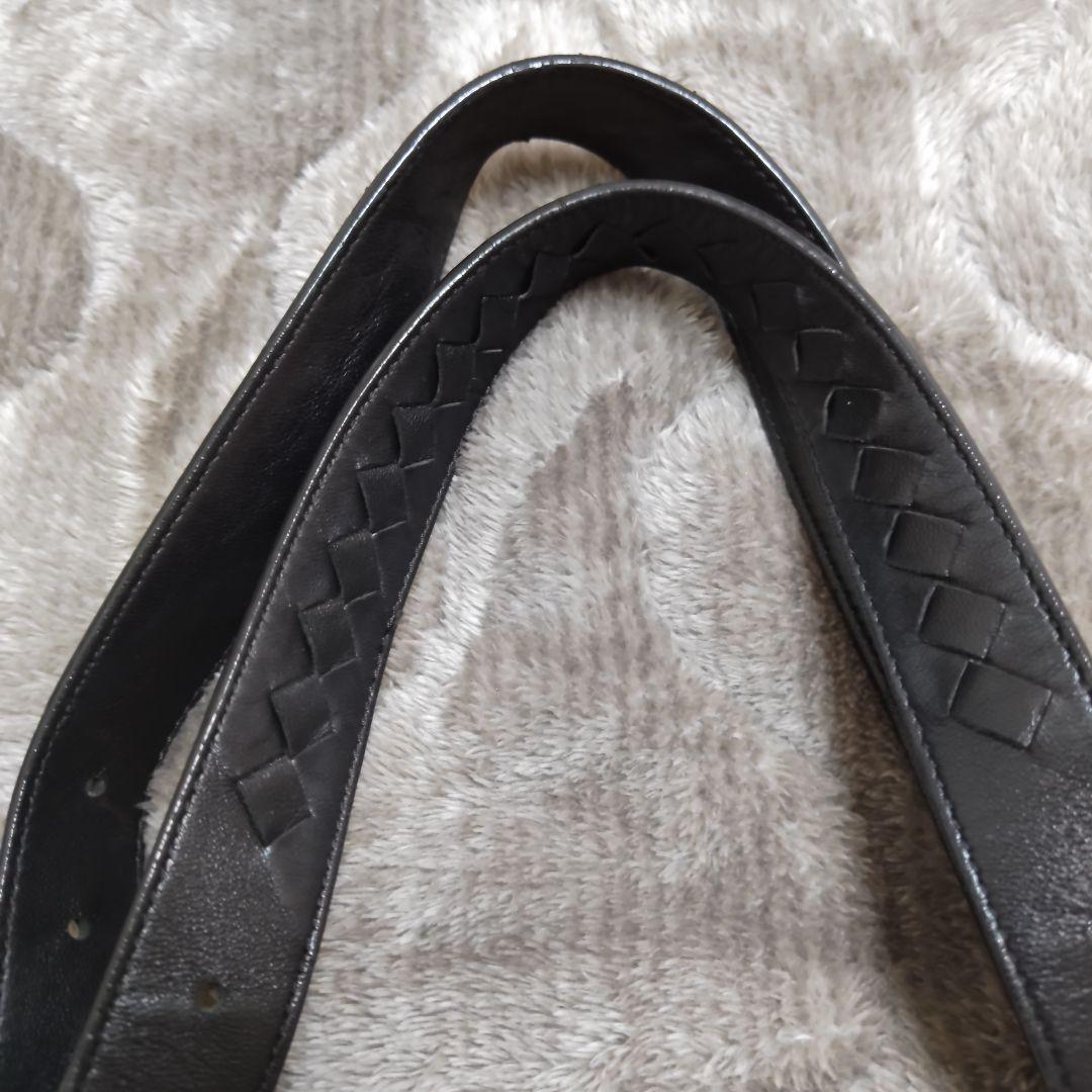 ボッテガ　黒いキルティングショルダーバッグ