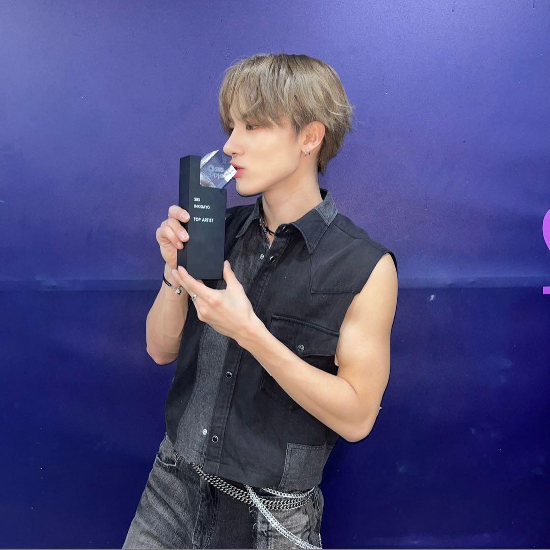 THEBOYZ ドボイズ エリック チェキ ポラロイド 直筆サイン ヨントン