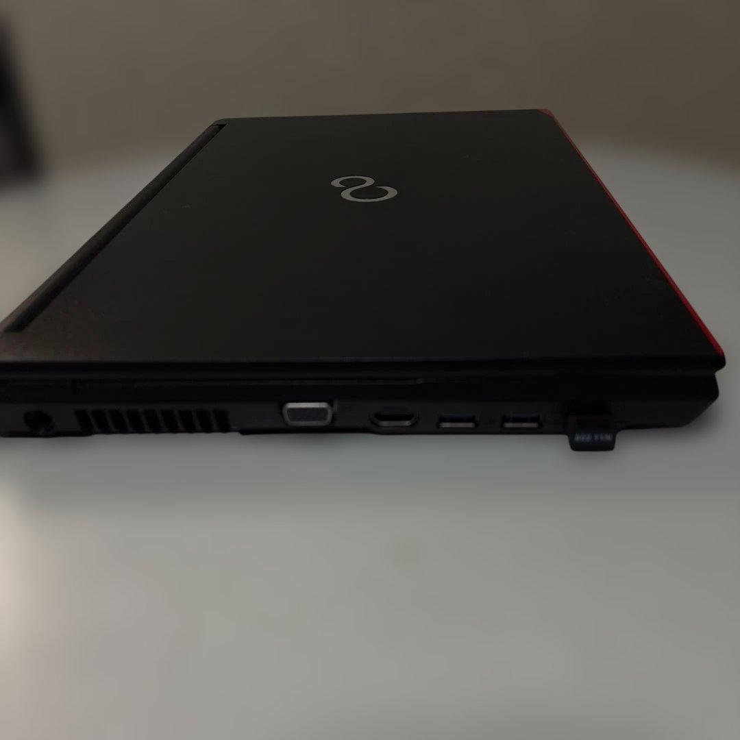 Fujitsu Lifebook ノートPC