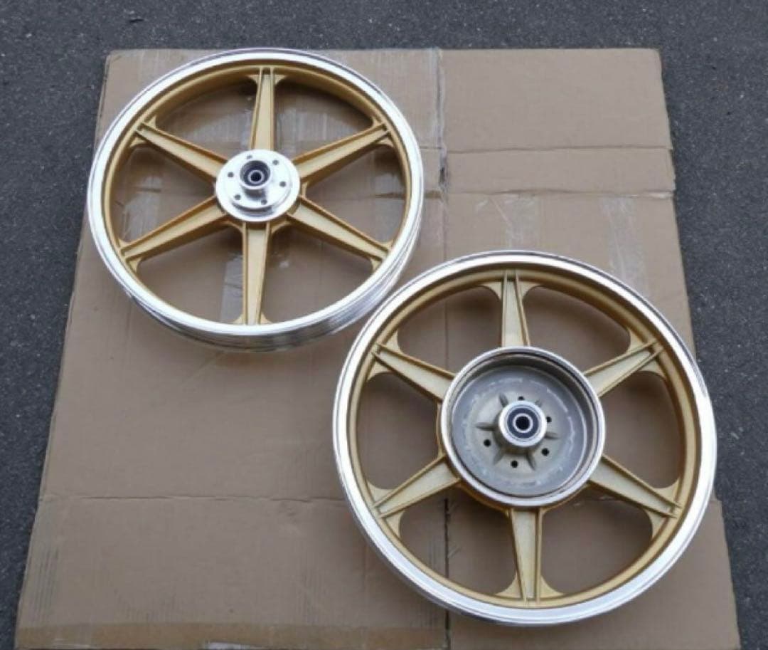 GS400 BEET.タイプ.キャストホイール./ゴールド 社外