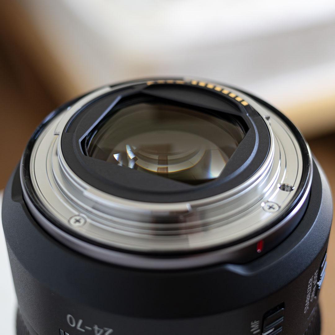 Canon RF24-70mm F2.8L IS USM レンズ保護フィルター付