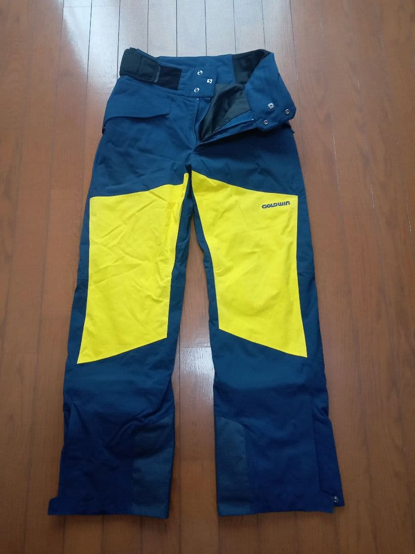 限定品　Goldwinスキーウェア