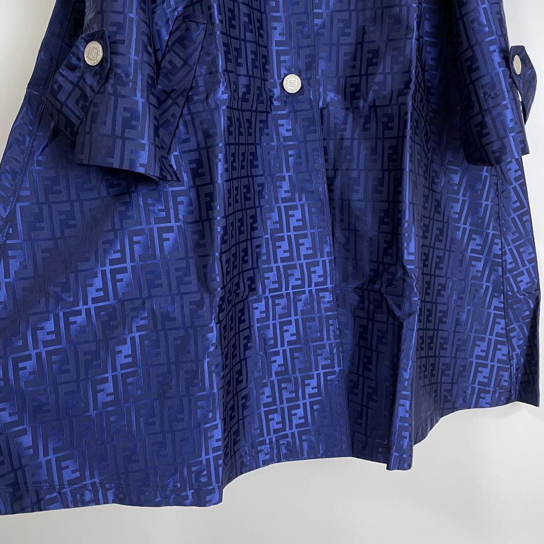 【美品】FENDI フェンディ ロングレインコート ズッカ柄