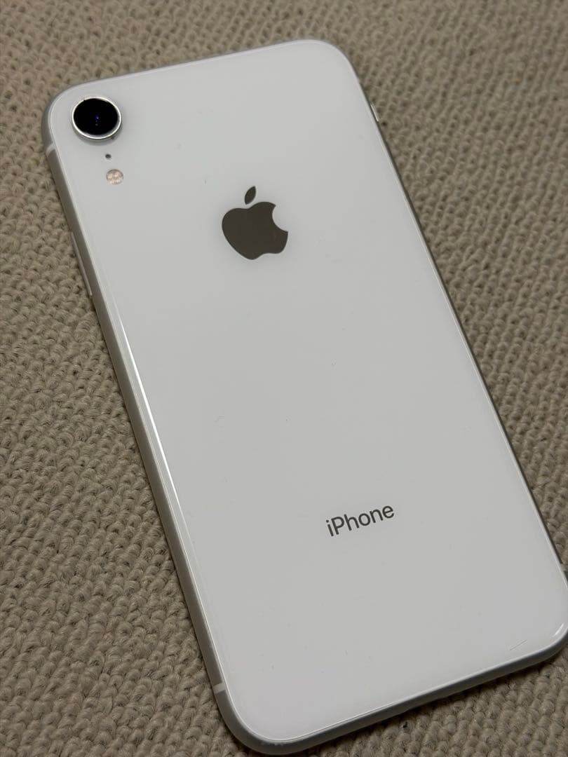 Apple iPhone XR ホワイト 64gb