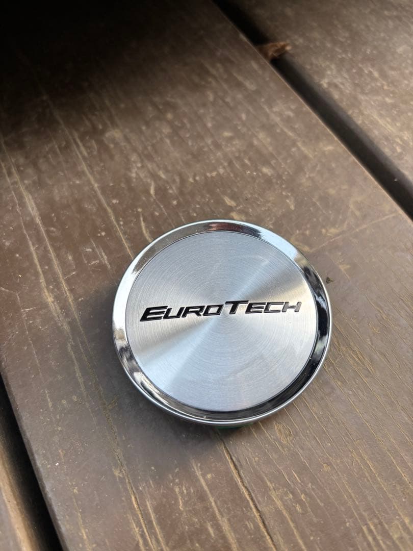 プジョー3008 スタッドレスタイヤセット　225/60 R17 2024年製