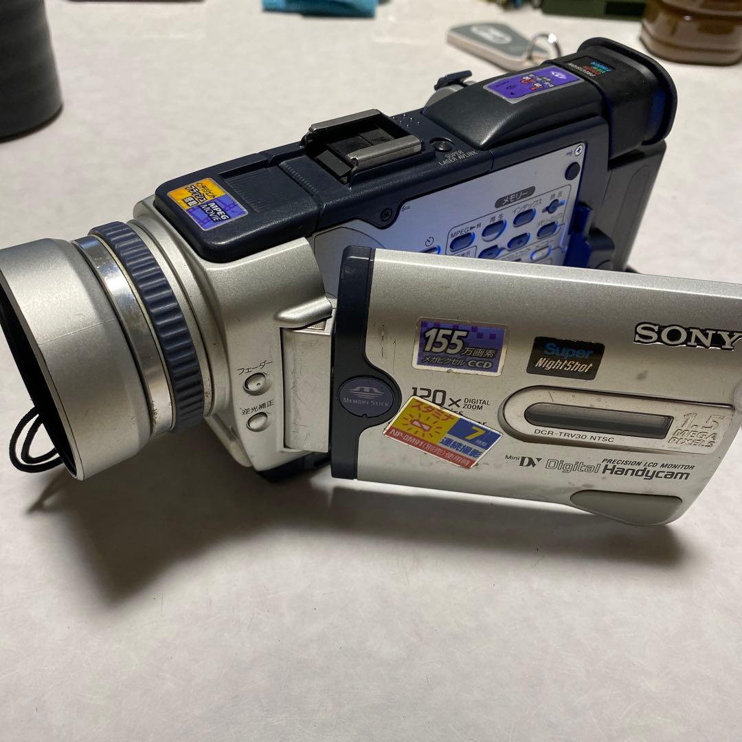 SONY Handycam miniDVビデオカメラ　DCR-TRV30 ③