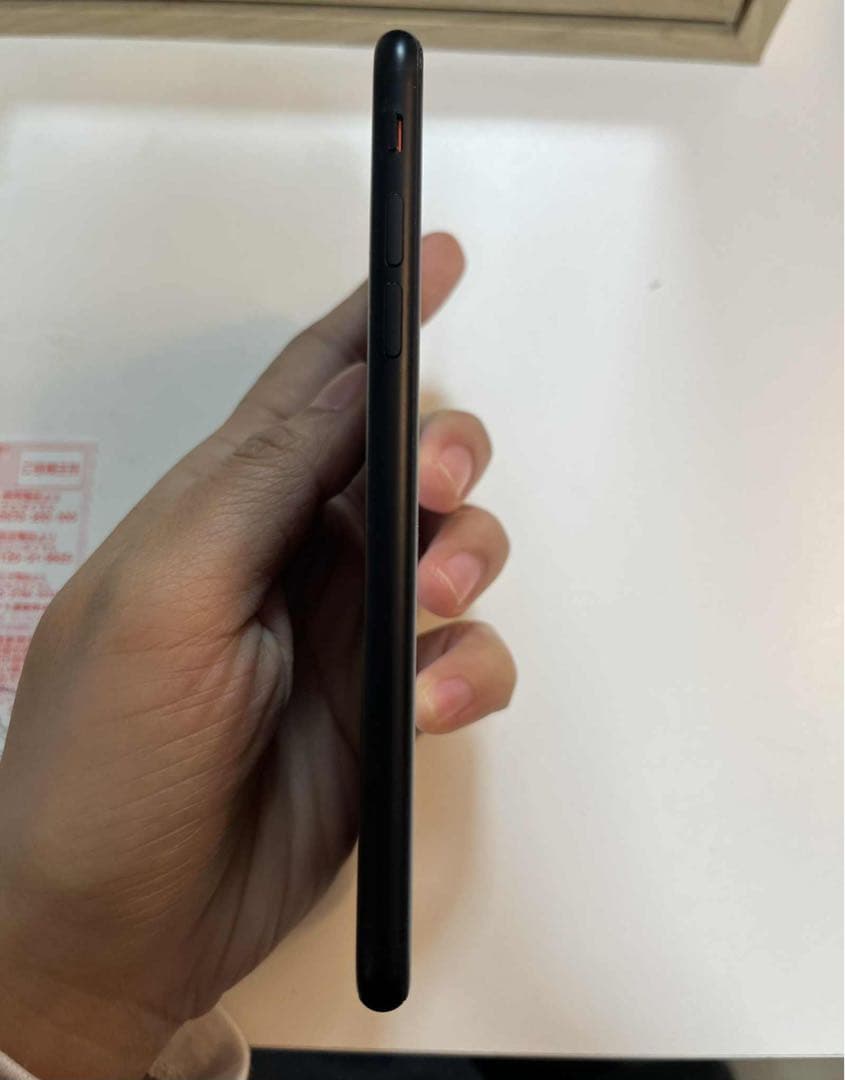 Apple iPhone SE (第2世代) ブラック 本体 128gb