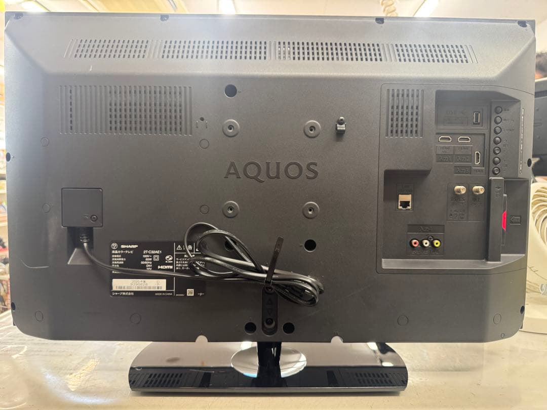 F087 SHARP 32型　液晶テレビ　2020年製　2T-C32AE