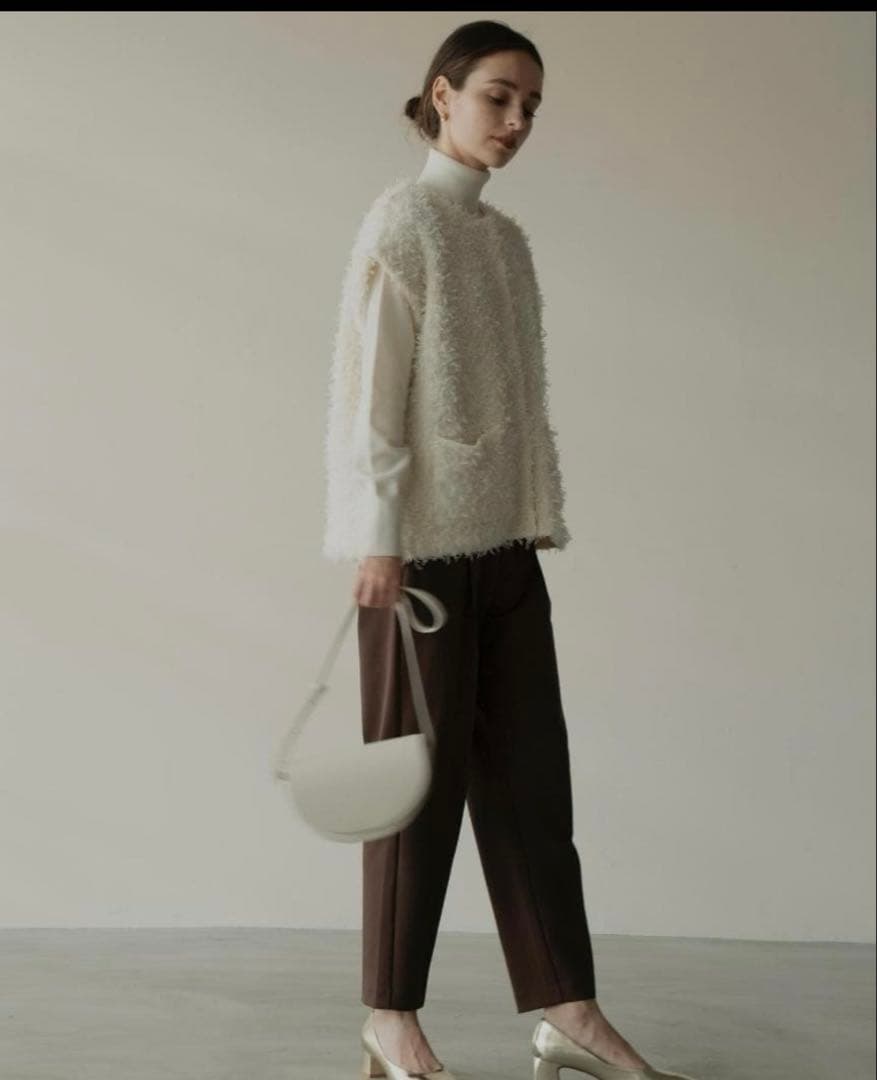 OHGA モケベスト ホワイト