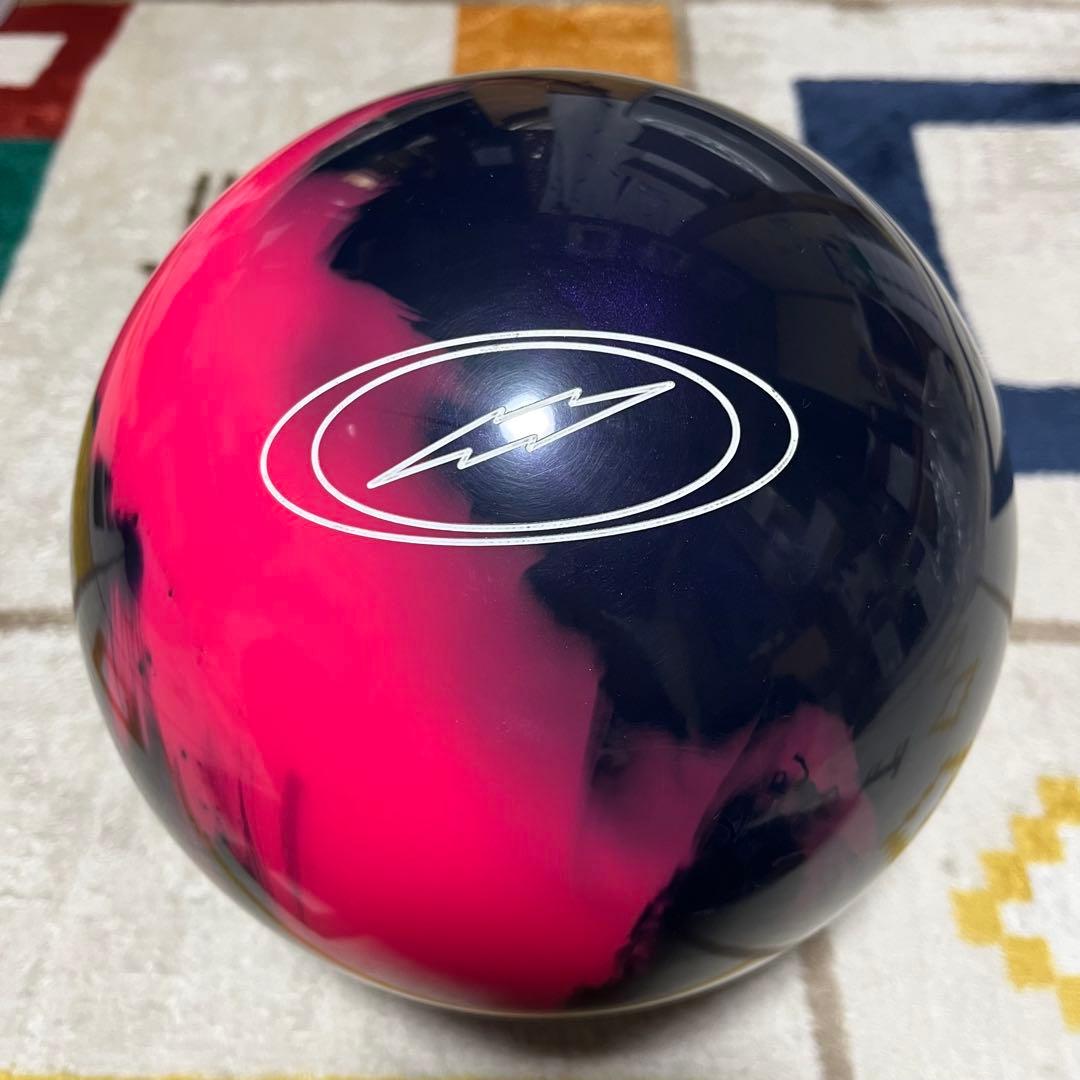 ボウリングボール　バーチャルグラビティプロx2