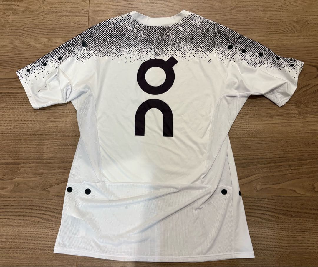 オンOn Ultra-T メンズS ランニングシャツ