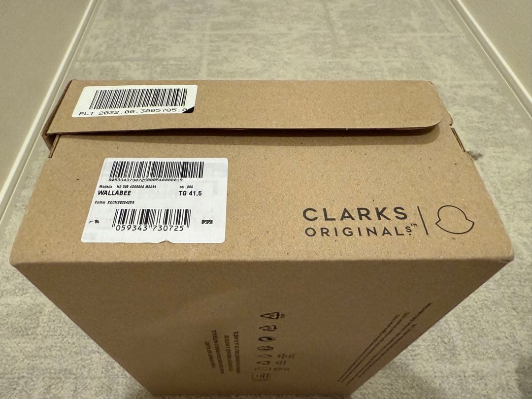 モンクレール MONCLER ×クラークス Clarks Wallabee