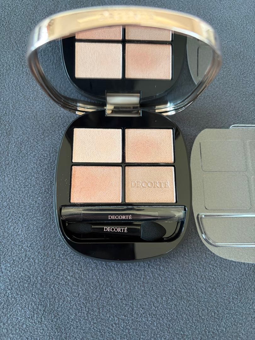 コスメデコルテ◇スキンシャドウ デザイニングパレット 09