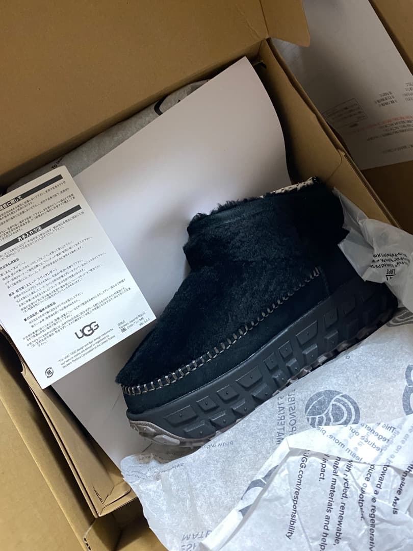 新品未使用 ugg Venture Daze Ultra Mini Cozy
