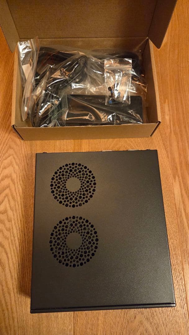 Shuttle ベアボーンキット DS61 V1.1