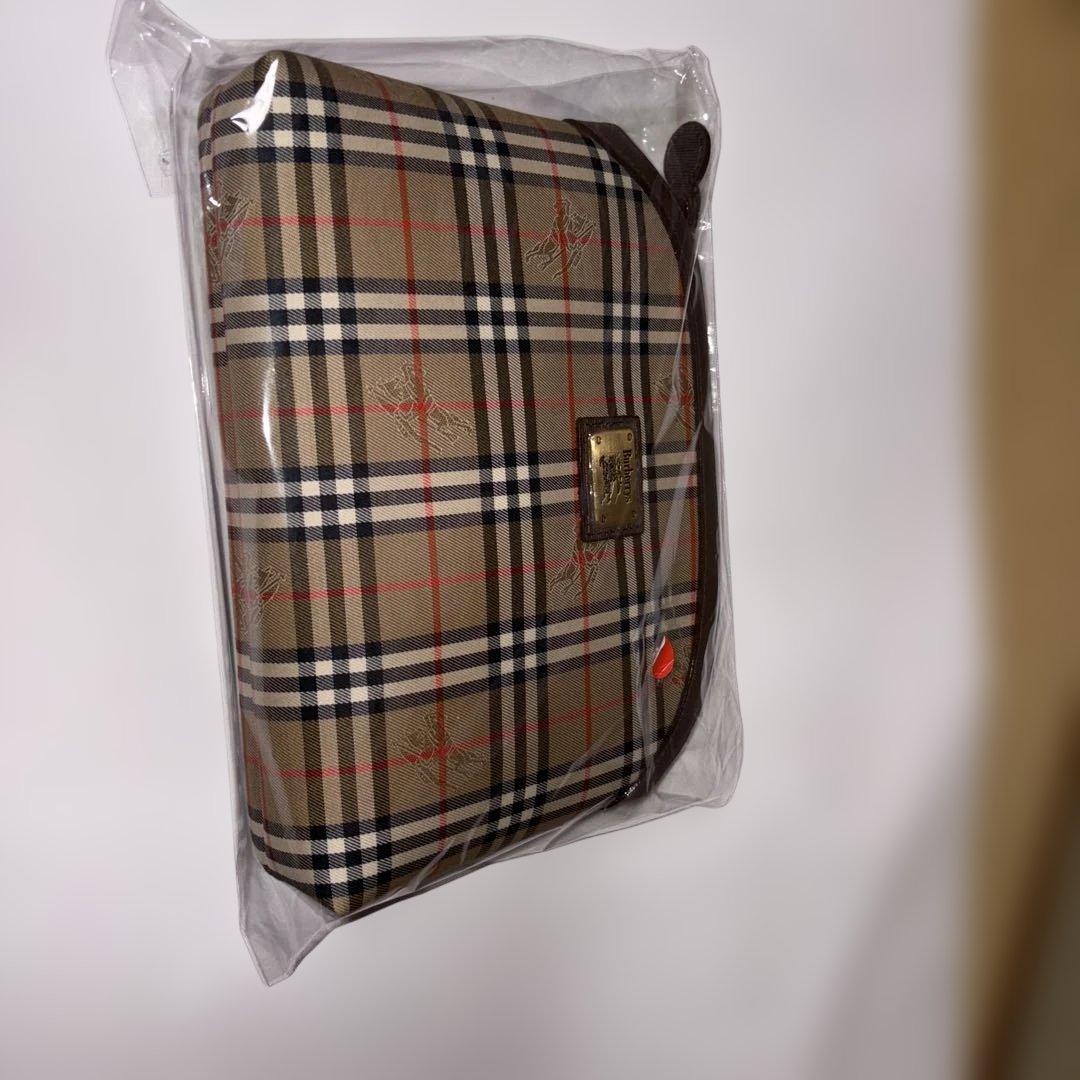 BｕｒｂｅrrＹsカバン