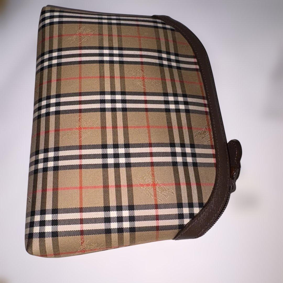 BｕｒｂｅrrＹsカバン