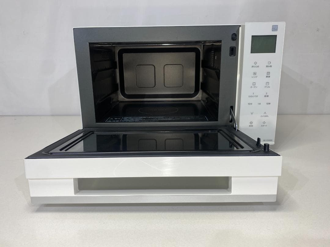 Panasonic オーブンレンジ NE-FS30E8-W 2020年製