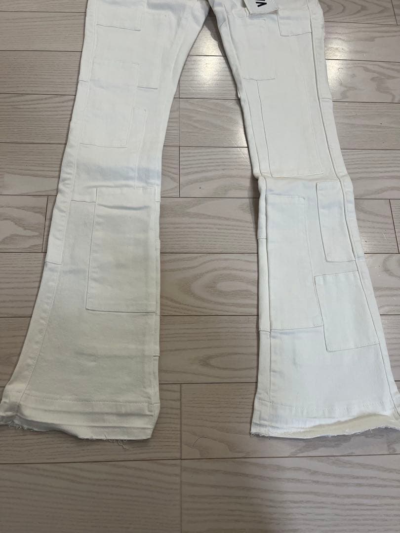 VALABASAS バラバサス スキニーフレアデニム ホワイト新品 28