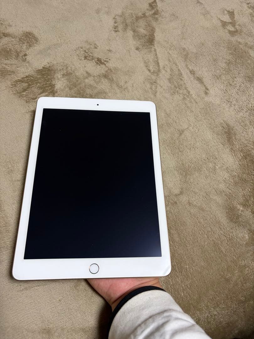 iPad Wi-Fi + Cellular 32GB ゴールド