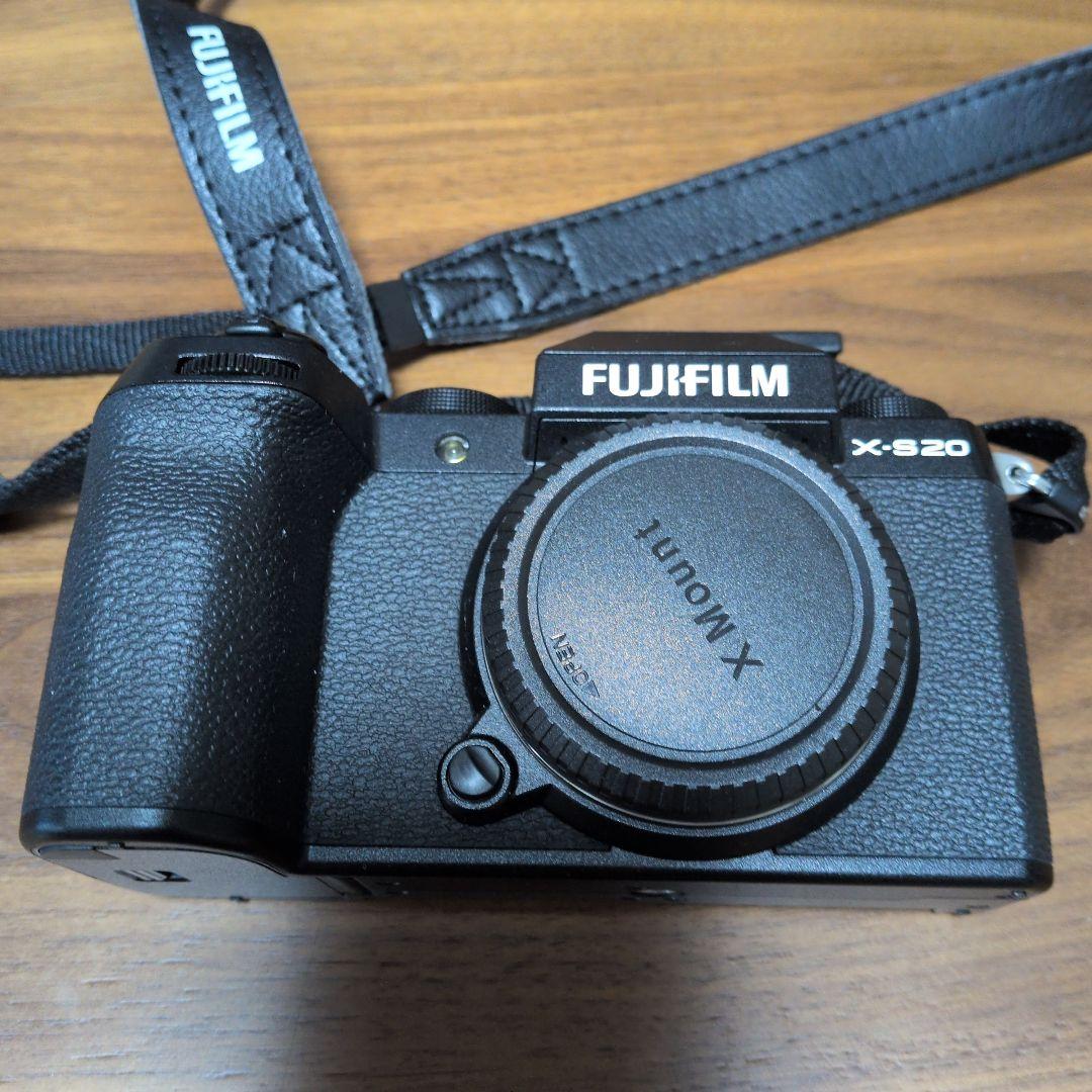 FUJIFILM X-S20 ボディ ブラック