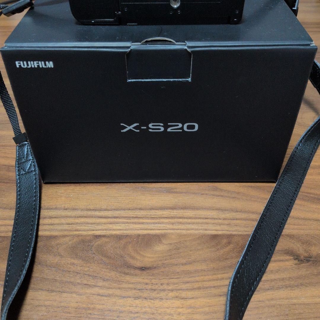 FUJIFILM X-S20 ボディ ブラック