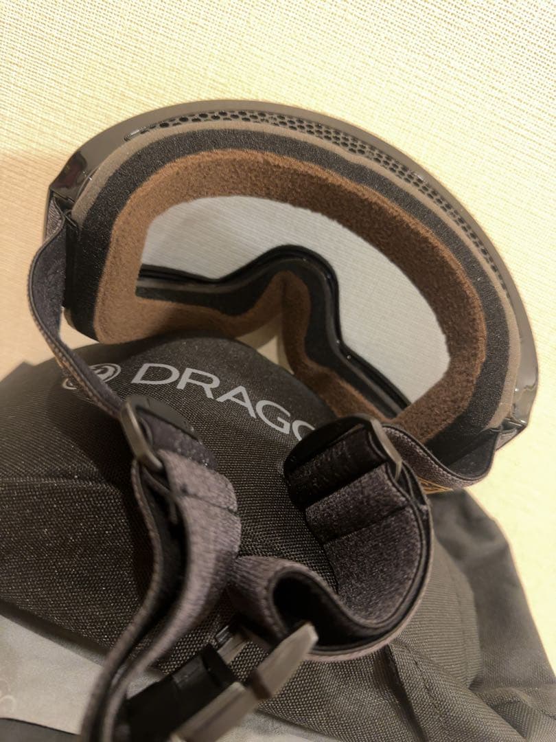 早い者勝ち最終値下 スノボー ゴーグル ドラゴン