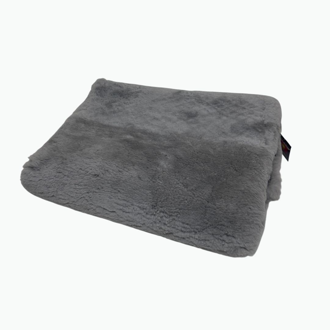 TUK 東洋羽毛 ムートンカーペット シルバーグレー