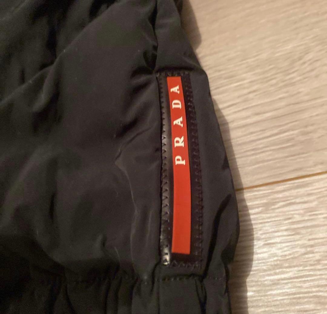 PRADA ブラック ダウンジャケット ブラック　フード着脱可