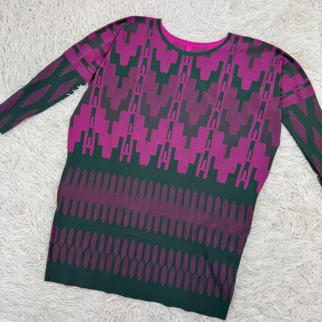 【人気】pleats please 長袖カットソー　ワンピース　総柄　サイズ3