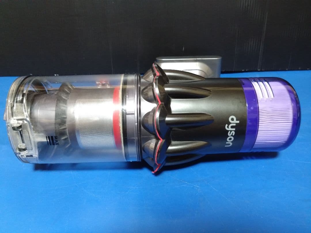 大人気モデル！dyson‼️デジタルスリムフィラフィ SV18収納ブラケット付③