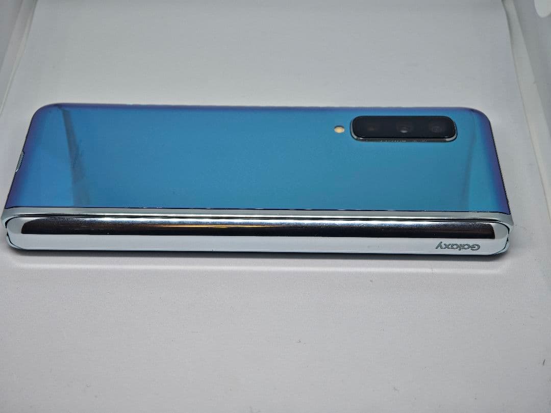 希少 SAMSUNG 初代 Galaxy Fold au SCV44 512GB