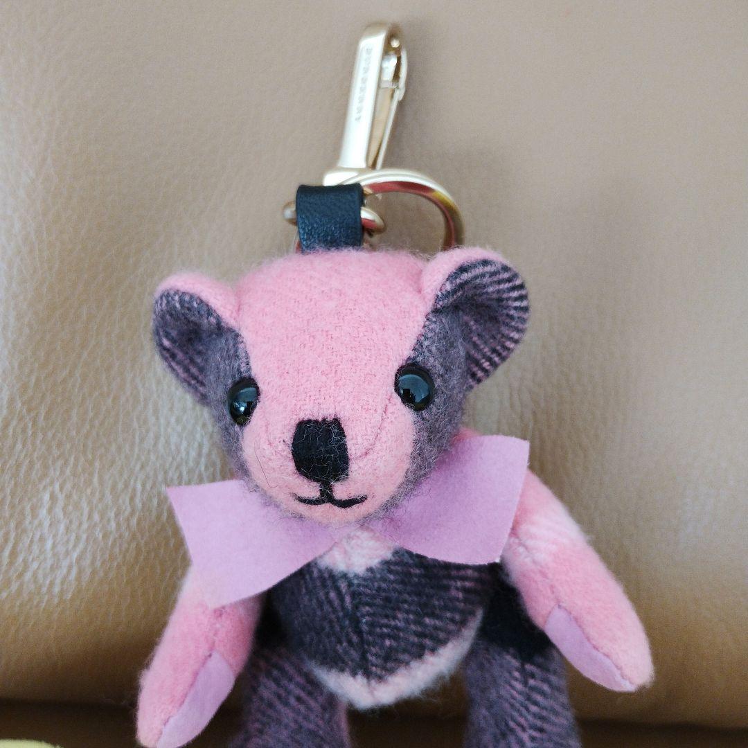 BURBERRY クマ型チャーム キーホルダーピンク
