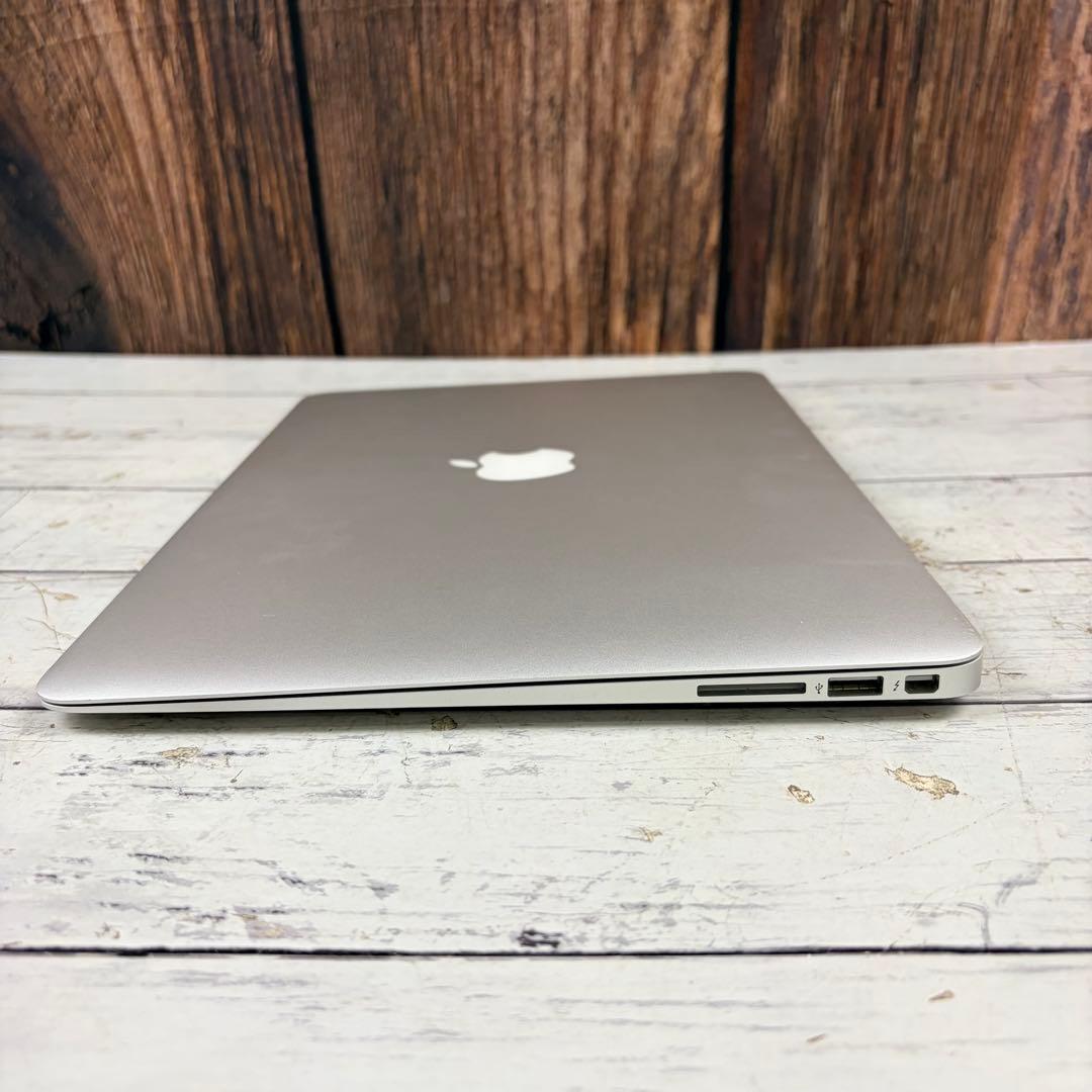 Apple MacBook AIR 2017 13インチ シルバー 充電器付
