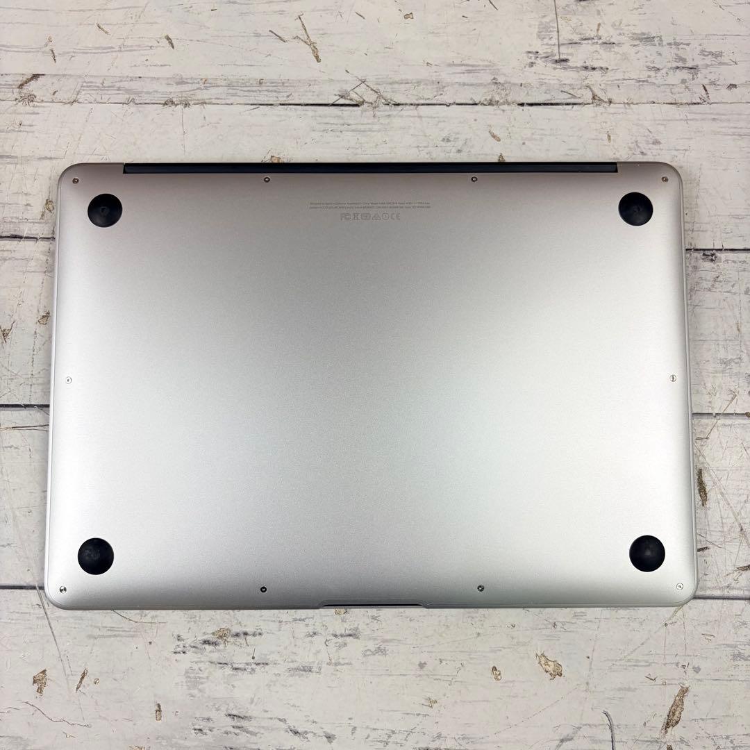 Apple MacBook AIR 2017 13インチ シルバー 充電器付